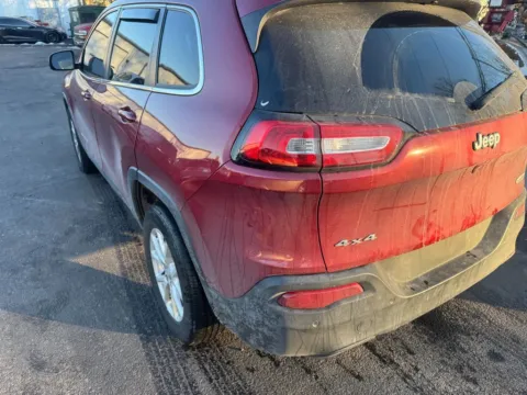 More photos of 2017 Jeep Cherokee Latitude at Indy Auto Man - Indianapolis, IN