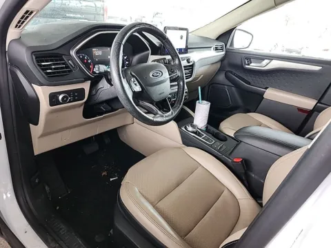 More photos of 2020 Ford Escape SEL at Indy Auto Man, IN