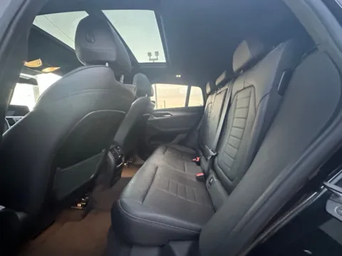 More photos of 2019 BMW X4 xDrive30i at Indy Auto Man, IN