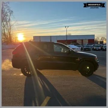 Black 2020 Jeep Grand Cherokee Altitude for sale in Indianapolis, IN