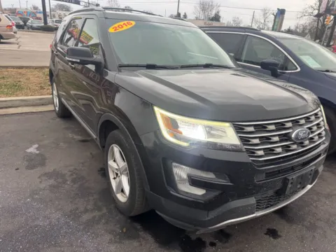 Black 2016 Ford Explorer XLT for sale in Indianapolis, IN