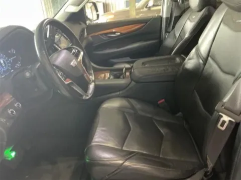 More photos of 2017 Cadillac Escalade ESV Luxury at Indy Auto Man - Indianapolis, IN