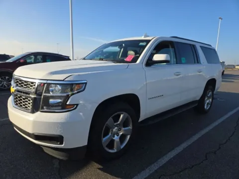 Photos of 2018 Chevrolet Suburban LT for sale in Indianapolis, IN at Indy Auto Man