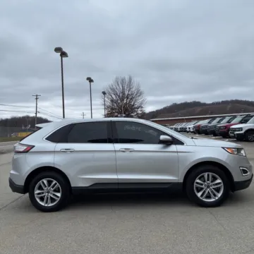 Another view of 2017 Ford Edge SEL for sale in Indianapolis, IN at Indy Auto Man - Indianapolis