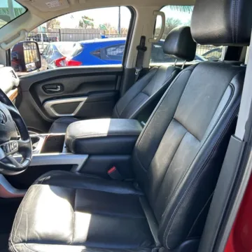 More photos of 2017 Nissan Titan SL at Indy Auto Man, IN