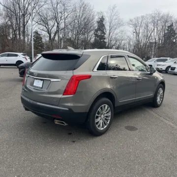 More photos of 2018 Cadillac XT5 Luxury at Indy Auto Man, IN