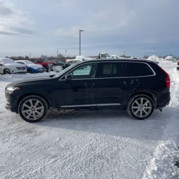 More photos of 2019 Volvo XC90 T6 Inscription at Indy Auto Man, IN