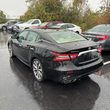 More photos of 2019 Nissan Maxima Platinum at Indy Auto Man - Indianapolis, IN