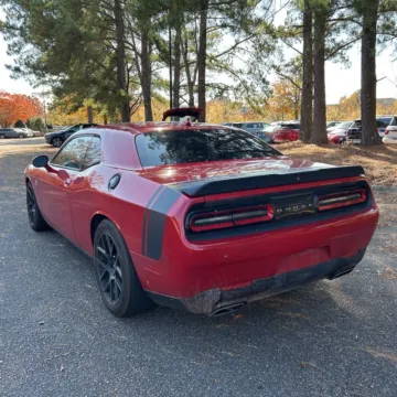 More photos of 2016 Dodge Challenger R/T Scat Pack at Indy Auto Man, IN