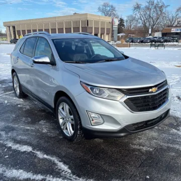 Silver 2018 Chevrolet Equinox Premier for sale in Indianapolis, IN