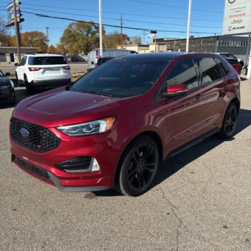 Photos of 2019 Ford Edge ST for sale in Indianapolis, IN at Indy Auto Man - Indianapolis
