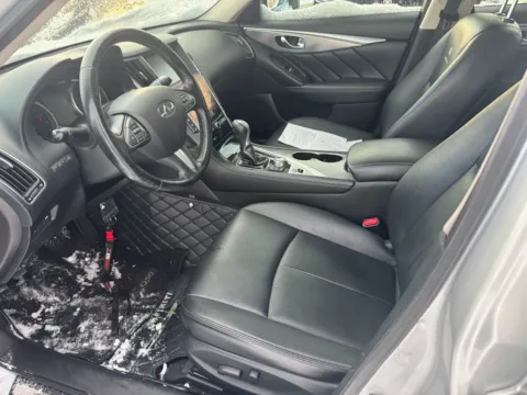 More photos of 2014 INFINITI Q50 at Indy Auto Man - Indianapolis, IN