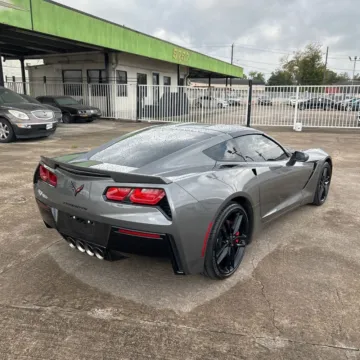 More photos of 2016 Chevrolet Corvette Stingray 1LT at Indy Auto Man - Indianapolis, IN