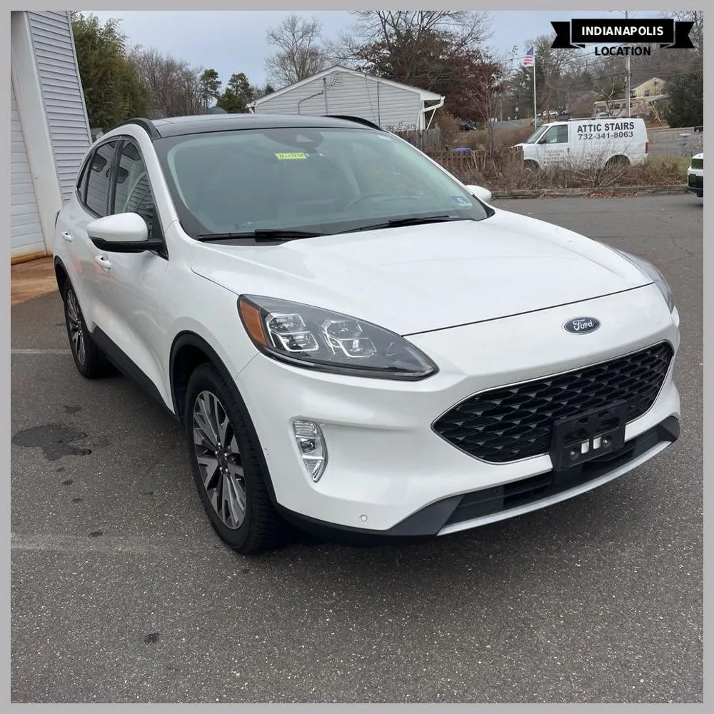 2020 Ford Escape Titanium Hybrid