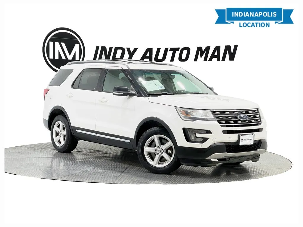 White 2016 Ford Explorer XLT for sale in Indianapolis, IN