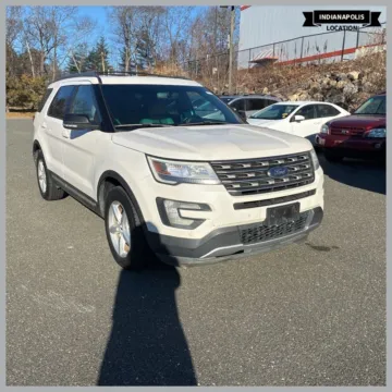 White 2016 Ford Explorer XLT for sale in Indianapolis, IN