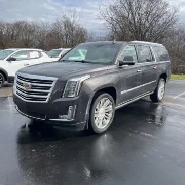 Photos of 2018 Cadillac Escalade ESV Platinum Edition for sale in Indianapolis, IN at Indy Auto Man - Indianapolis