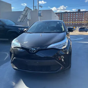 Photos of 2020 Toyota C-HR XLE for sale in Indianapolis, IN at Indy Auto Man - Indianapolis