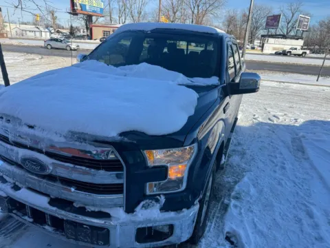 Photos of 2015 Ford F-150 Lariat for sale in Indianapolis, IN at Indy Auto Man - Indianapolis