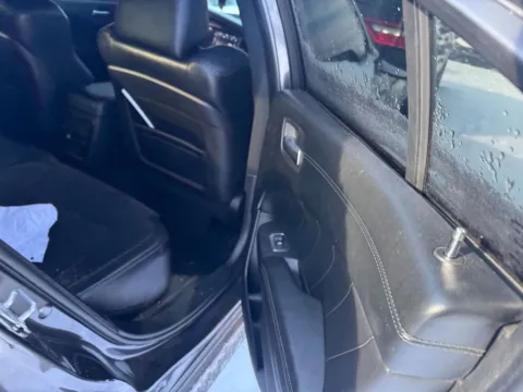 More photos of 2019 Dodge Charger R/T at Indy Auto Man - Indianapolis, IN