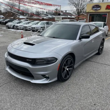 Photos of 2018 Dodge Charger R/T Daytona Edition for sale in Indianapolis, IN at Indy Auto Man - Indianapolis