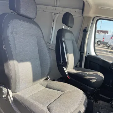 More photos of 2022 Ram ProMaster 2500 High Roof at Indy Auto Man - Indianapolis, IN