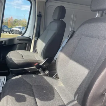 More photos of 2022 Ram ProMaster 2500 High Roof at Indy Auto Man - Indianapolis, IN