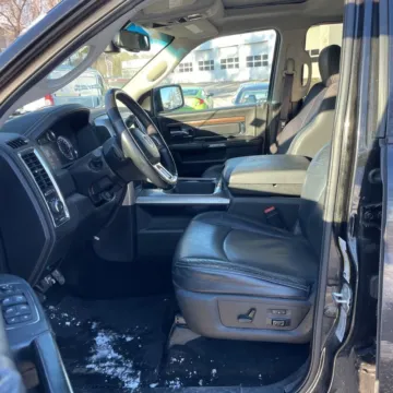 More photos of 2016 Ram 2500 Laramie at Indy Auto Man - Indianapolis, IN