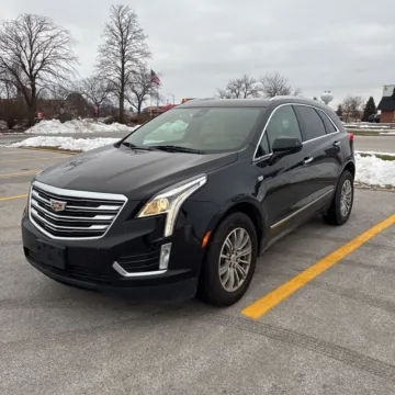 Photos of 2018 Cadillac XT5 Luxury for sale in Indianapolis, IN at Indy Auto Man - Indianapolis
