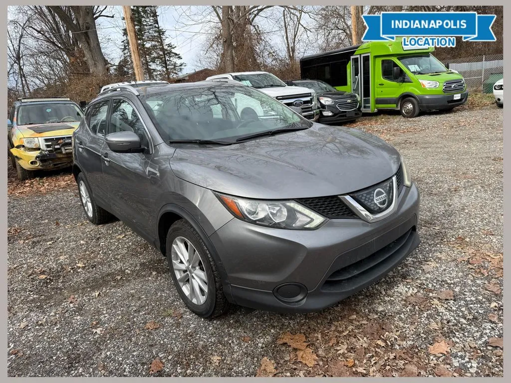 Gray 2018 Nissan Rogue Sport SV for sale in Indianapolis, IN