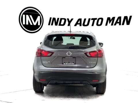 More photos of 2018 Nissan Rogue Sport SV at Indy Auto Man - Indianapolis, IN