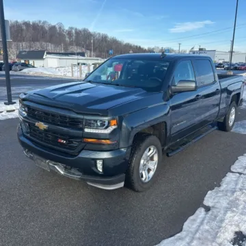 Photos of 2018 Chevrolet Silverado 1500 LT LT2 for sale in Indianapolis, IN at Indy Auto Man - Indianapolis