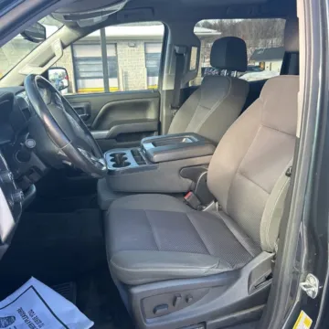 More photos of 2018 Chevrolet Silverado 1500 LT LT2 at Indy Auto Man - Indianapolis, IN