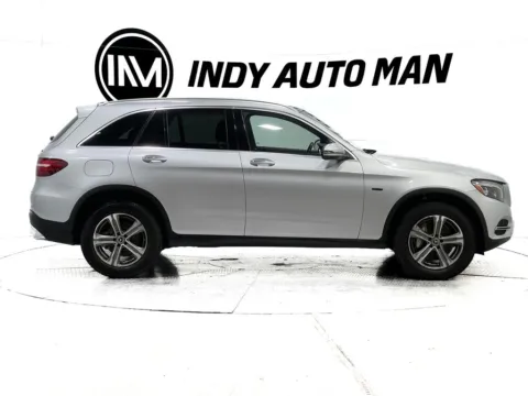 Another view of 2019 Mercedes-Benz GLC 350e 4MATIC for sale in Indianapolis, IN at Indy Auto Man - Indianapolis