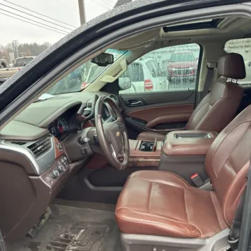 More photos of 2018 Chevrolet Tahoe Premier at Indy Auto Man - Indianapolis, IN