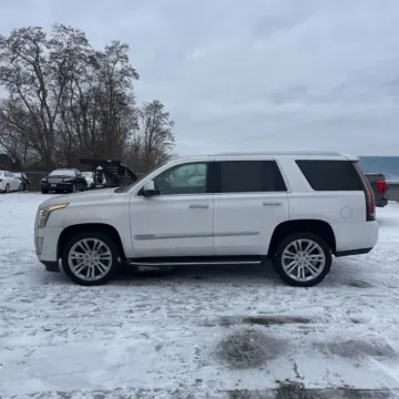 More photos of 2018 Cadillac Escalade Luxury at Indy Auto Man - Indianapolis, IN