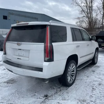 More photos of 2018 Cadillac Escalade Luxury at Indy Auto Man - Indianapolis, IN