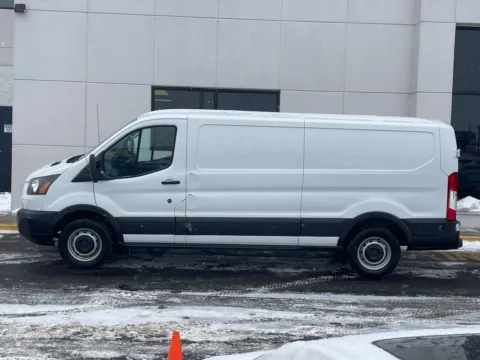 More photos of 2017 Ford Transit-150 at Indy Auto Man - Indianapolis, IN