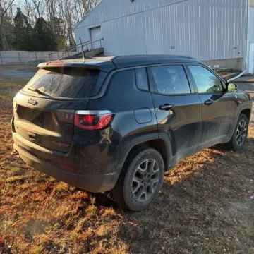 Another view of 2018 Jeep Compass Trailhawk for sale in Indianapolis, IN at Indy Auto Man - Indianapolis