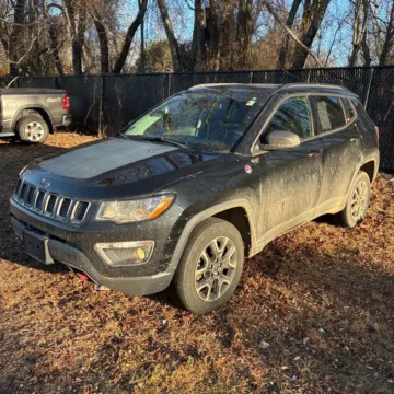 Photos of 2018 Jeep Compass Trailhawk for sale in Indianapolis, IN at Indy Auto Man - Indianapolis