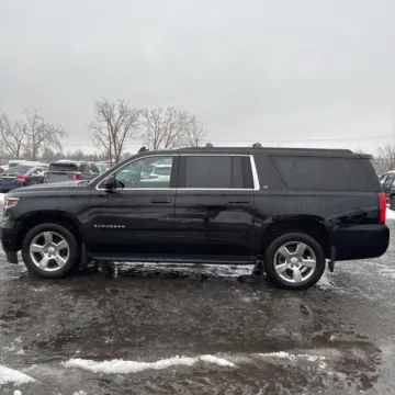 More photos of 2019 Chevrolet Suburban LT at Indy Auto Man - Indianapolis, IN