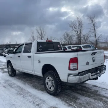 More photos of 2021 Ram 2500 Tradesman at Indy Auto Man - Indianapolis, IN