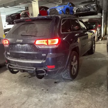 Another view of 2015 Jeep Grand Cherokee Overland for sale in Indianapolis, IN at Indy Auto Man - Indianapolis