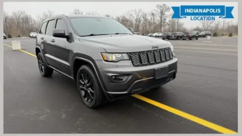 Gray 2017 Jeep Grand Cherokee Altitude for sale in Indianapolis, IN