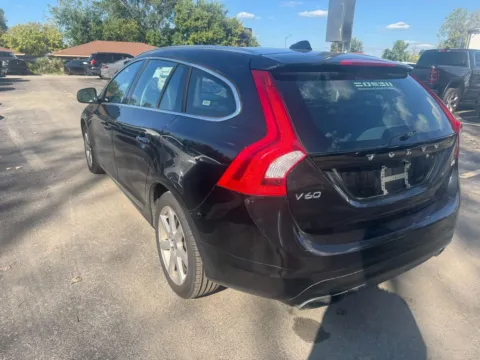 More photos of 2016 Volvo V60 T5 at Indy Auto Man - Indianapolis, IN