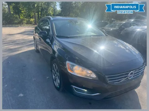 Black 2016 Volvo V60 T5 for sale in Indianapolis, IN