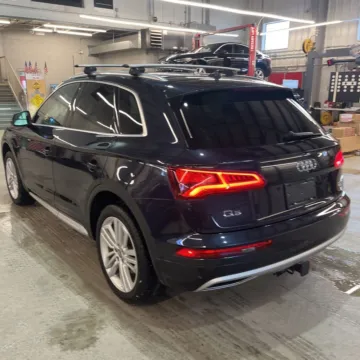 More photos of 2018 Audi Q5 2.0T Prestige quattro at Indy Auto Man - Indianapolis, IN
