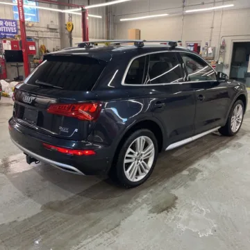 More photos of 2018 Audi Q5 2.0T Prestige quattro at Indy Auto Man - Indianapolis, IN