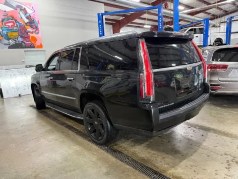 More photos of 2018 Cadillac Escalade ESV Luxury at Indy Auto Man - Indianapolis, IN