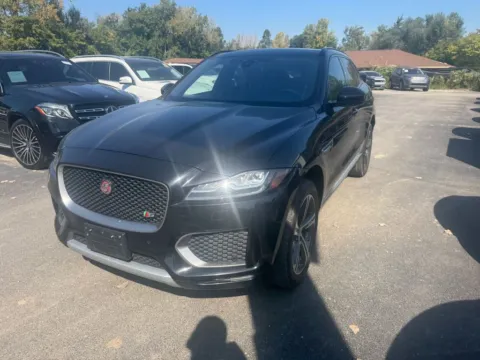 Photos of 2018 Jaguar F-PACE S for sale in Indianapolis, IN at Indy Auto Man - Indianapolis